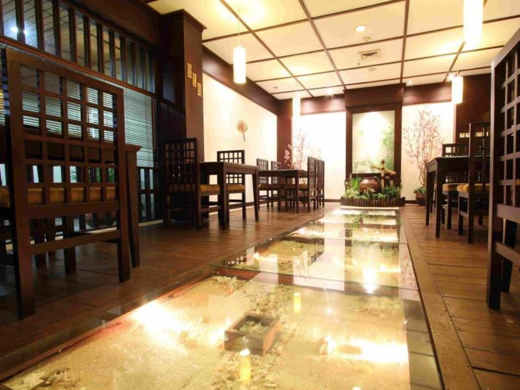 Regent'S Park Hotel Malang Luaran gambar