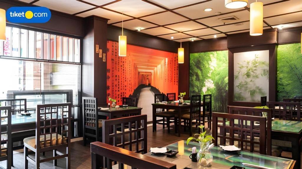 Regent'S Park Hotel Malang Luaran gambar