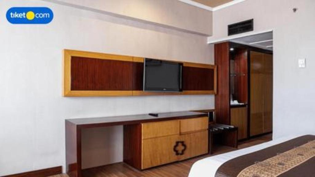 Regent'S Park Hotel Malang Luaran gambar