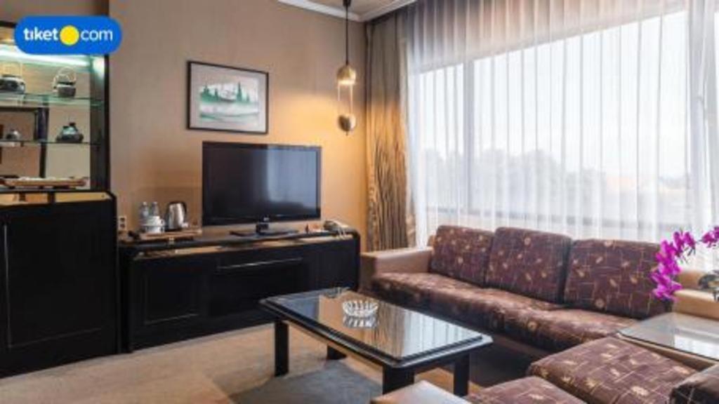 Regent'S Park Hotel Malang Luaran gambar