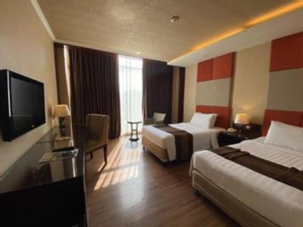 Regent'S Park Hotel Malang Luaran gambar