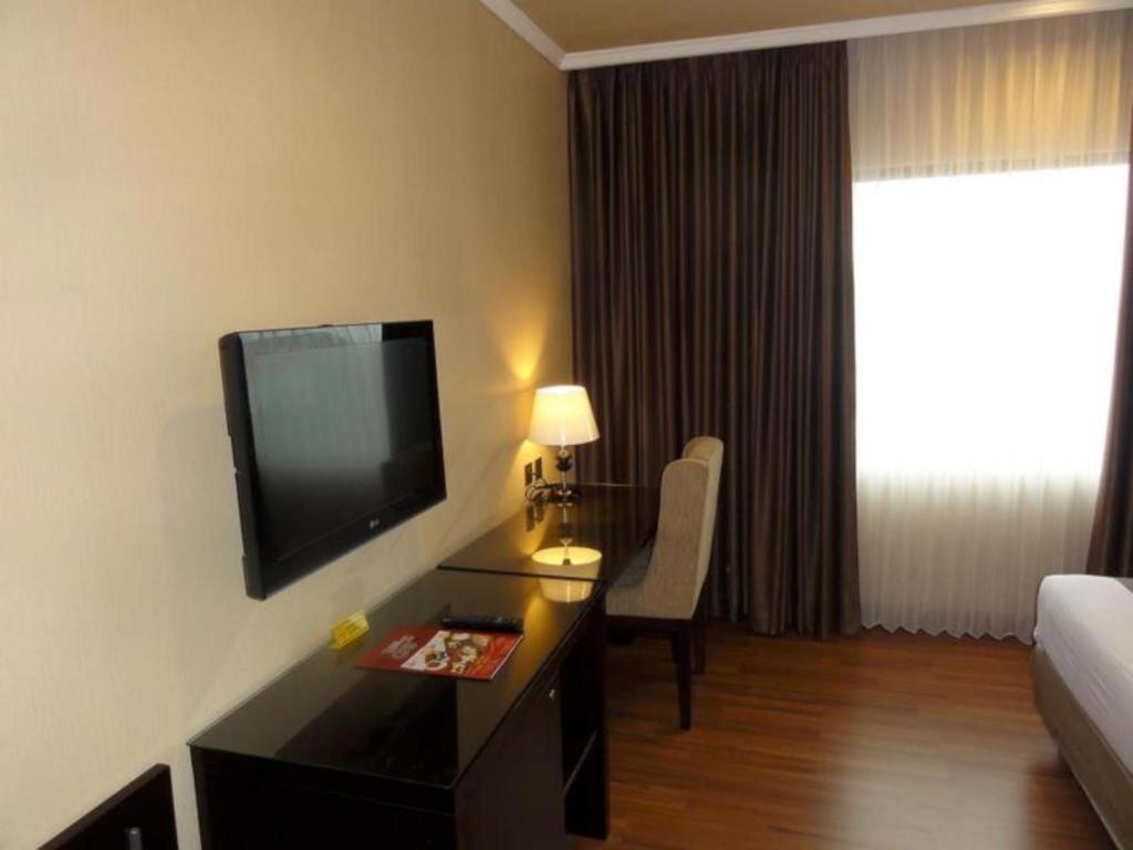Regent'S Park Hotel Malang Luaran gambar